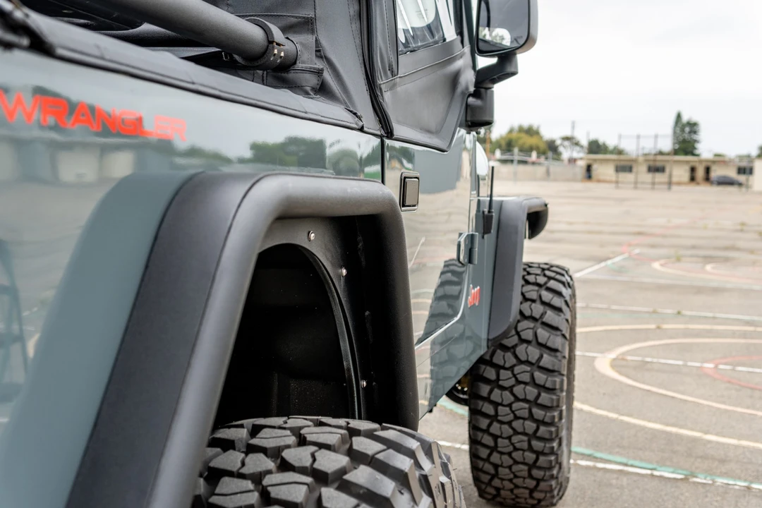 1994 Jeep YJ Wrangler - Image 24 of 31
