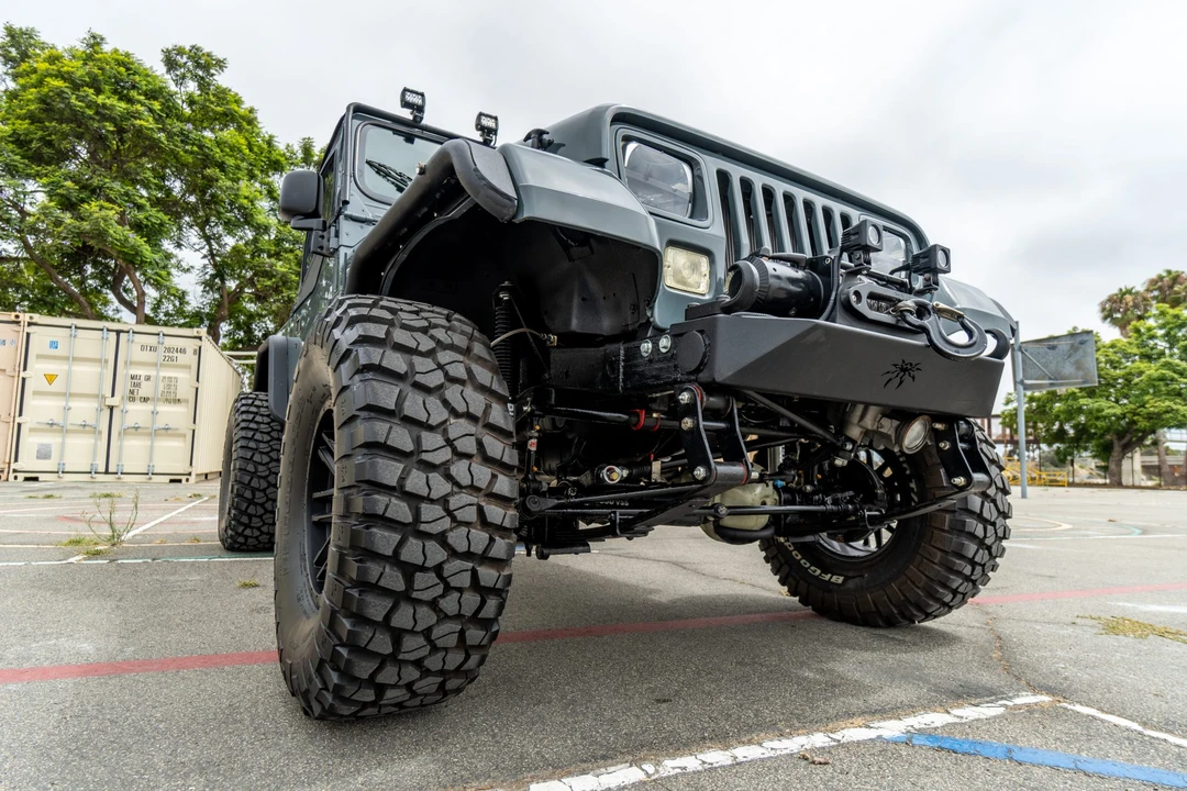 1994 Jeep YJ Wrangler - Image 17 of 31