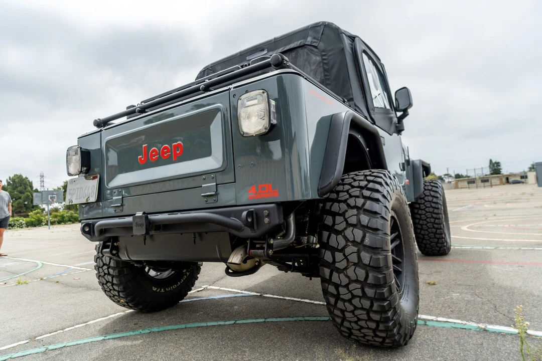 1994 Jeep YJ Wrangler - Image 18 of 31