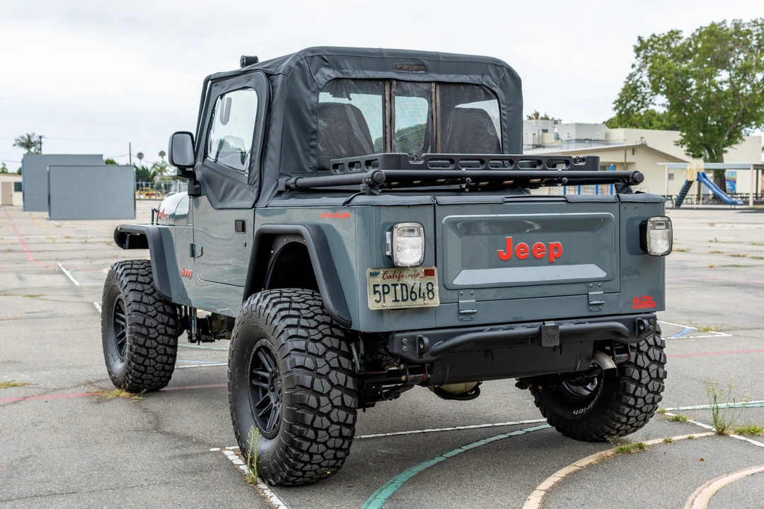 1994 Jeep YJ Wrangler - Image 4 of 31