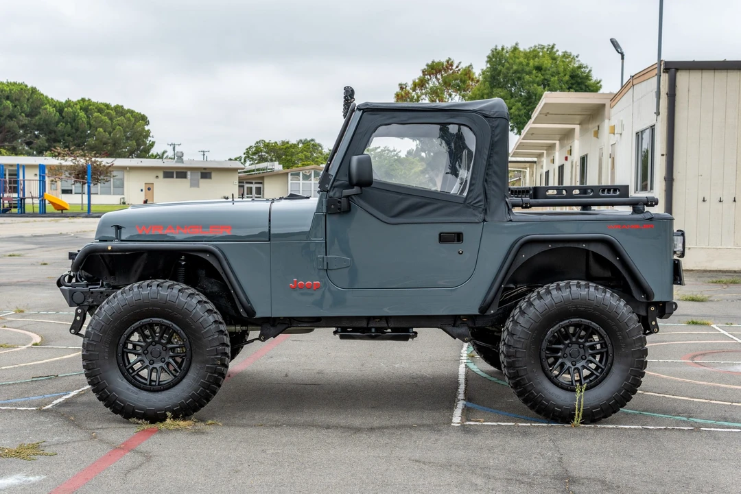 1994 Jeep YJ Wrangler - Image 3 of 31
