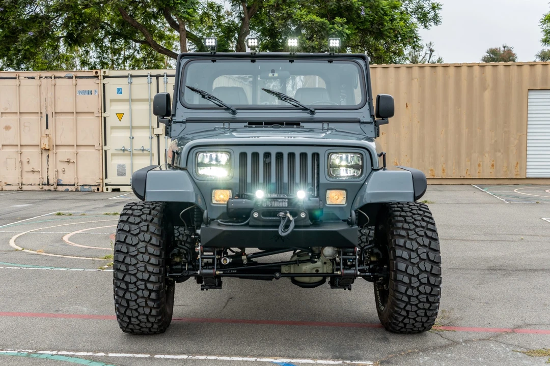 1994 Jeep YJ Wrangler - Image 13 of 31