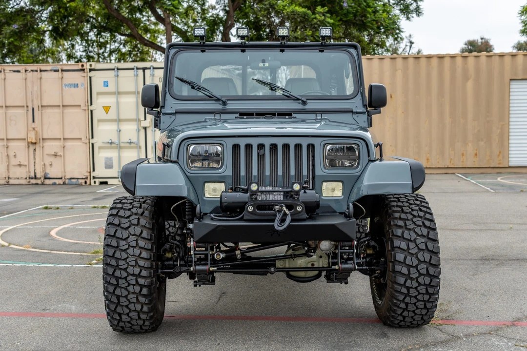 1994 Jeep YJ Wrangler - Image 14 of 31
