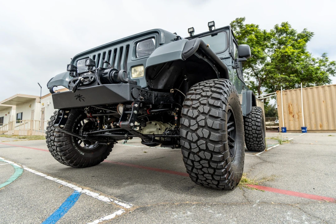 1994 Jeep YJ Wrangler - Image 16 of 31