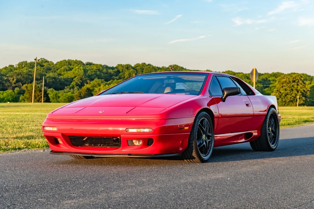 1994 Lotus Esprit Series 4 - Image 2 of 31