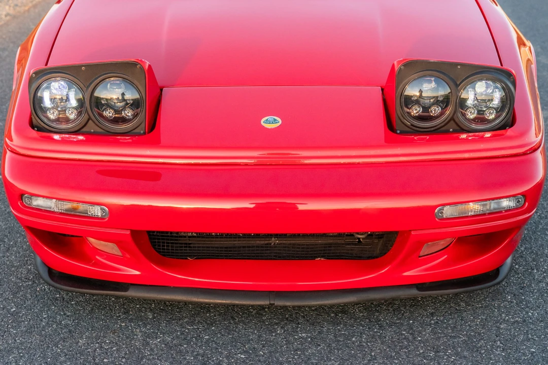 1994 Lotus Esprit Series 4 - Image 30 of 31