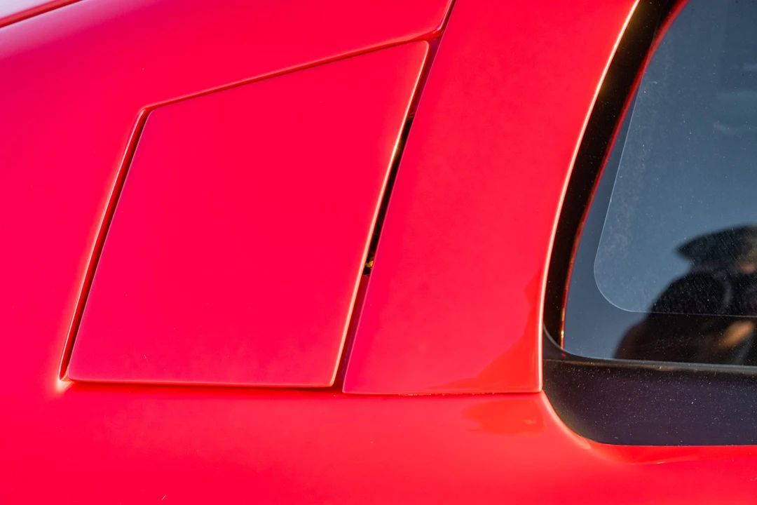 1994 Lotus Esprit Series 4 - Image 28 of 31