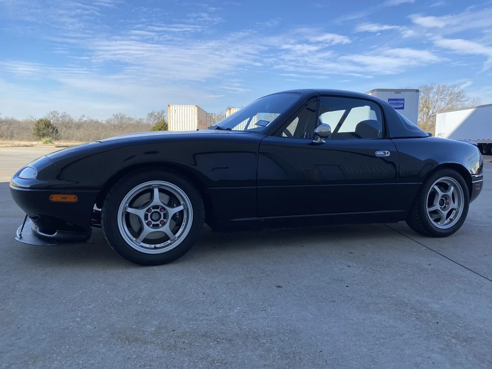 1994 Mazda NA MX-5 Miata - Image 6 of 31