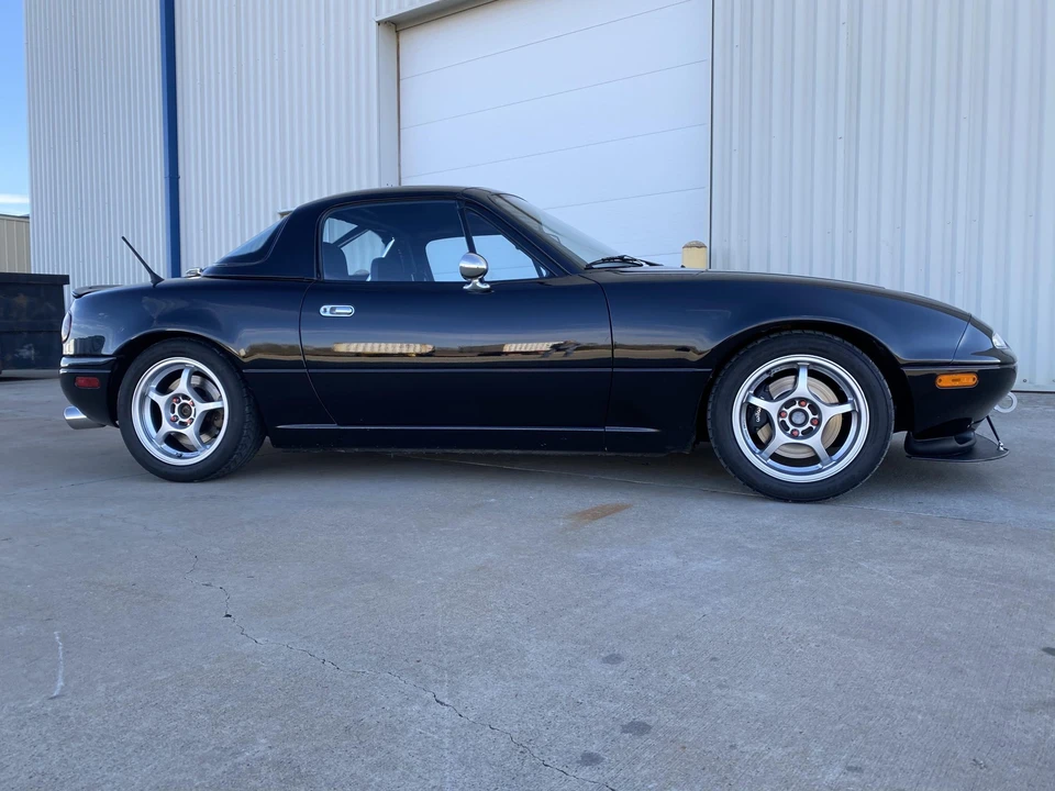 1994 Mazda NA MX-5 Miata - Image 18 of 31