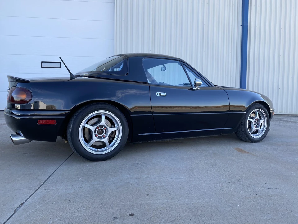 1994 Mazda NA MX-5 Miata - Image 16 of 31