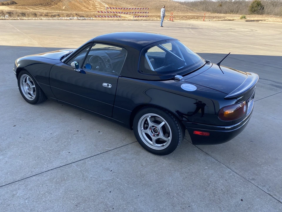 1994 Mazda NA MX-5 Miata - Image 10 of 31