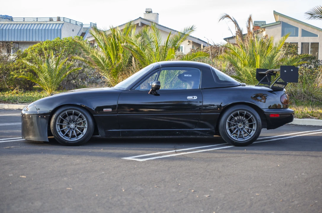 1994 Mazda NA MX-5 Miata - Image 11 of 31