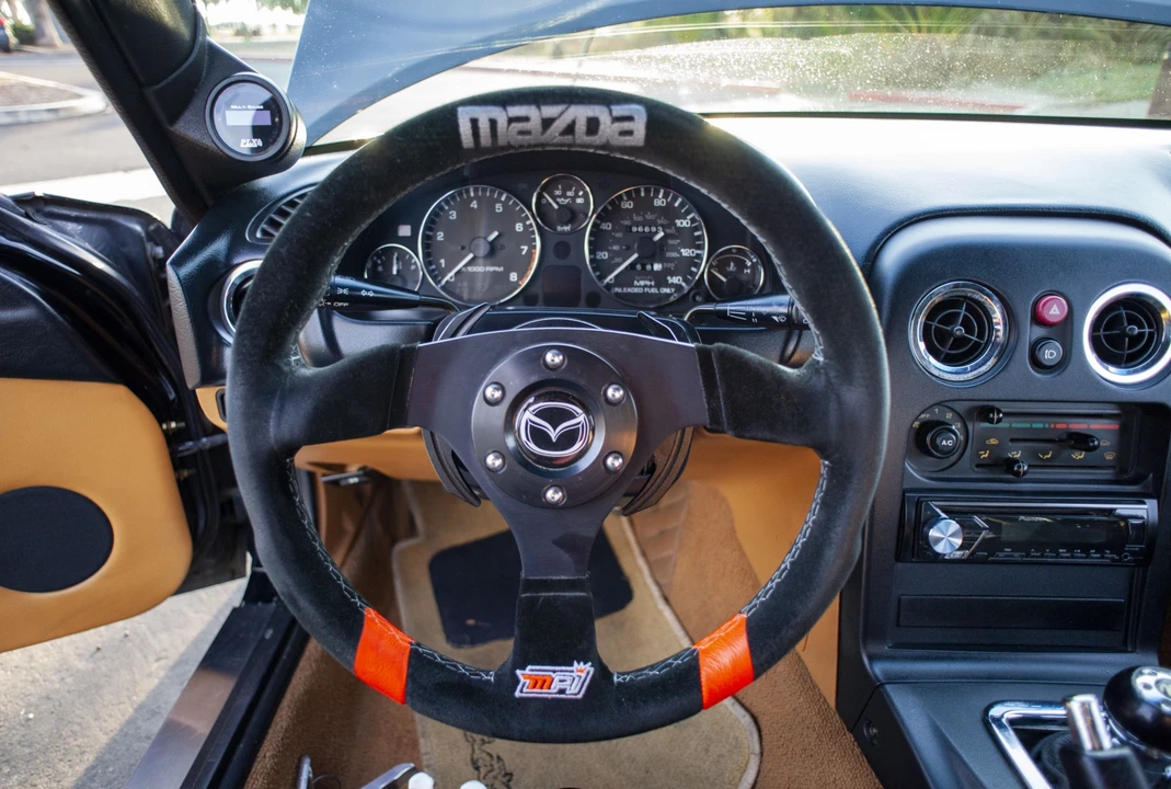 1994 Mazda NA MX-5 Miata - Image 31 of 31