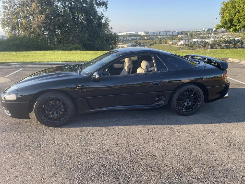1994 Mitsubishi 3000GT Series 2 - Image 2 of 31