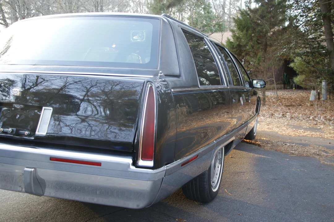 1995 Cadillac Fleetwood - Image 29 of 31
