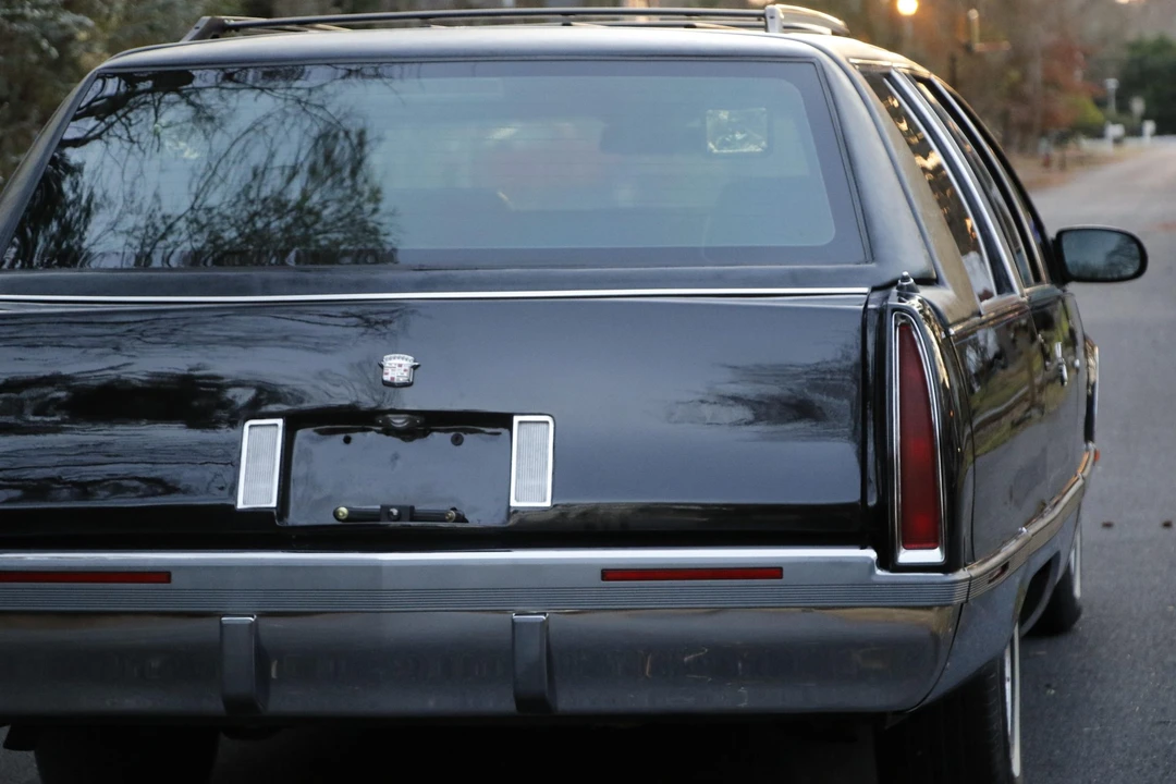 1995 Cadillac Fleetwood - Image 31 of 31