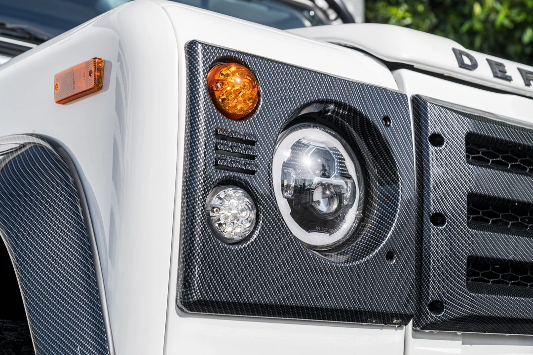 1995 Land Rover Defender 90 - Image 11 of 31