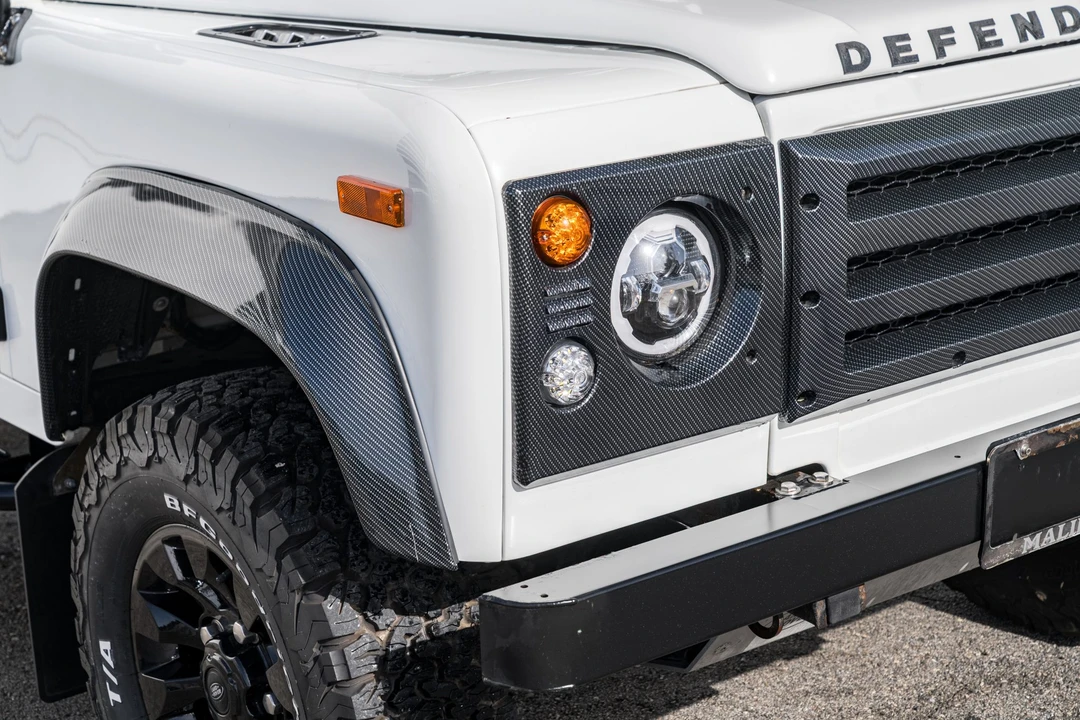 1995 Land Rover Defender 90 - Image 10 of 31