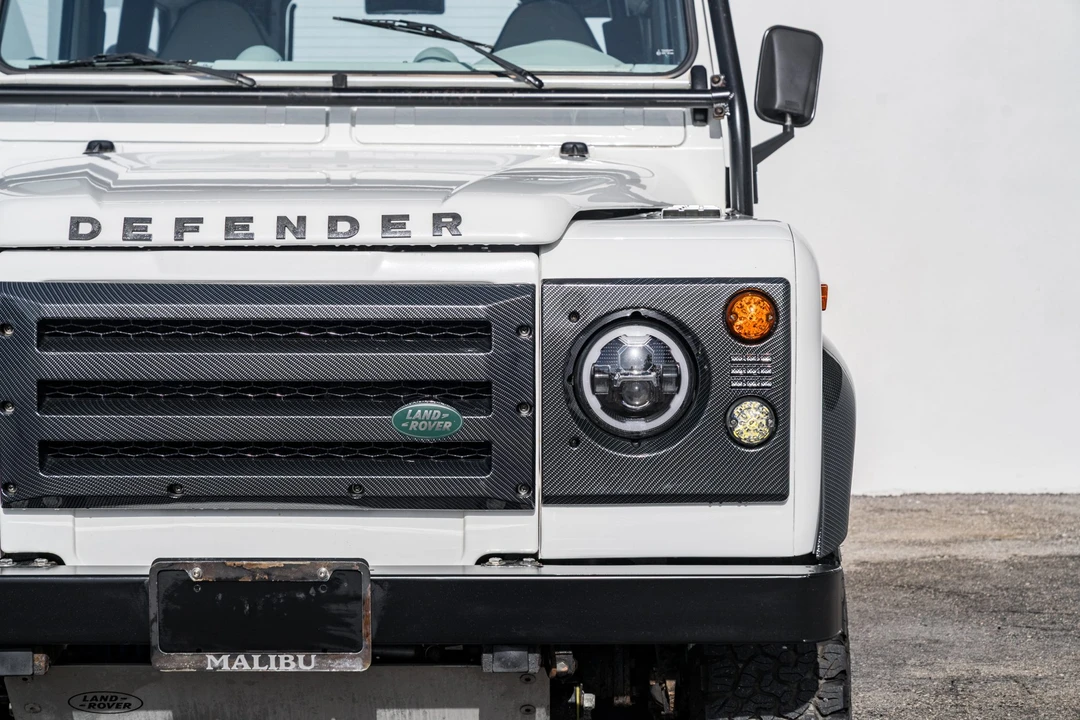 1995 Land Rover Defender 90 - Image 13 of 31