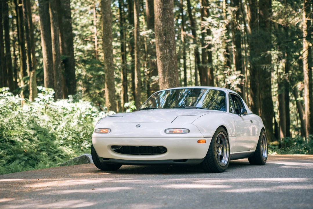 1995 Mazda NA MX-5 Miata - Image 26 of 31