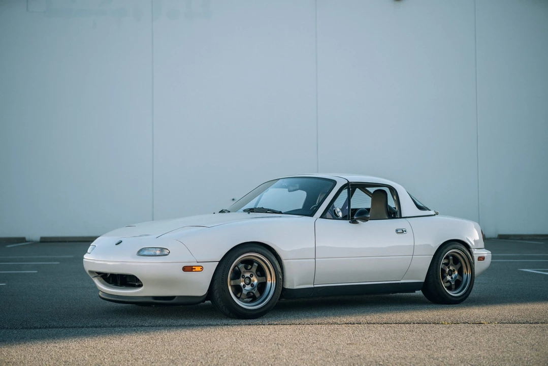1995 Mazda NA MX-5 Miata - Image 8 of 31