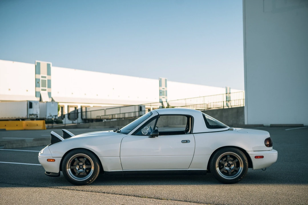 1995 Mazda NA MX-5 Miata - Image 13 of 31