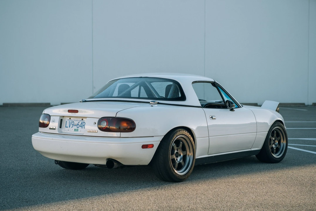 1995 Mazda NA MX-5 Miata - Image 16 of 31