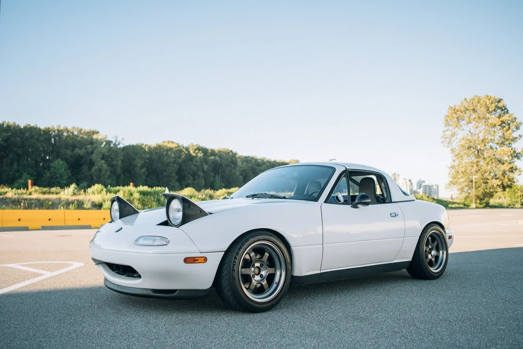 1995 Mazda NA MX-5 Miata - Image 3 of 31