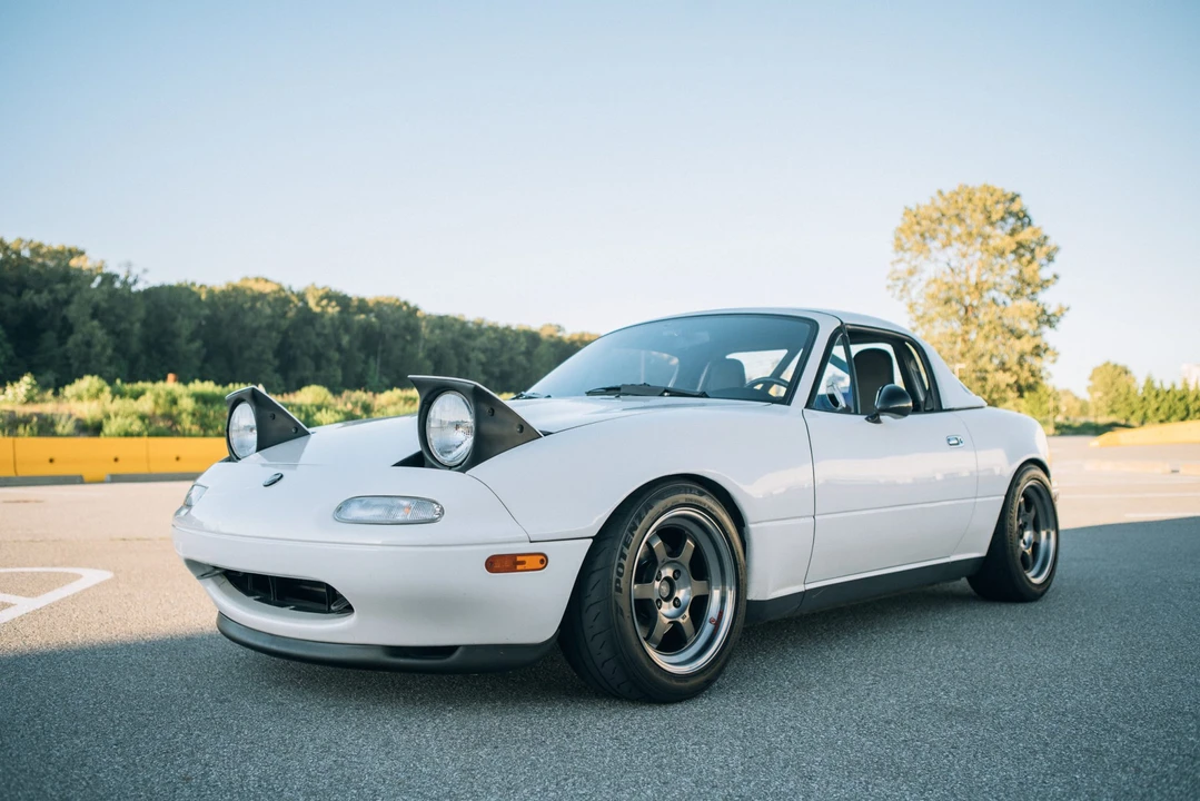 1995 Mazda NA MX-5 Miata - Image 4 of 31
