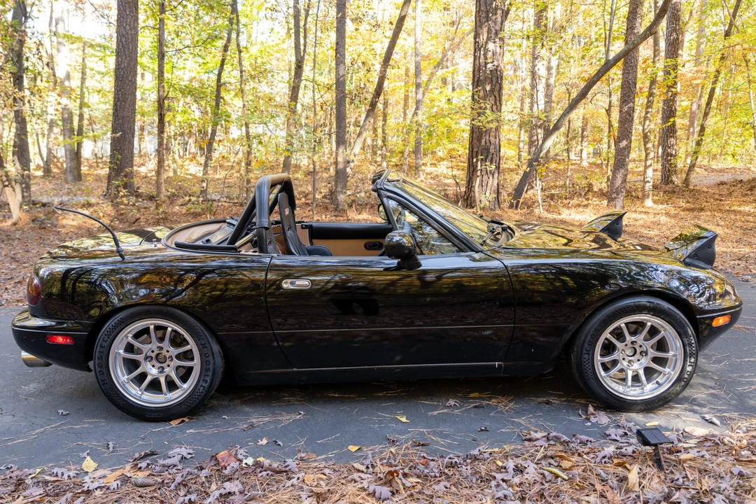 1995 Mazda NA MX-5 Miata - Image 3 of 31