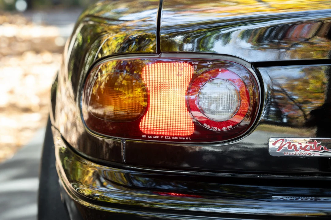 1995 Mazda NA MX-5 Miata - Image 28 of 31