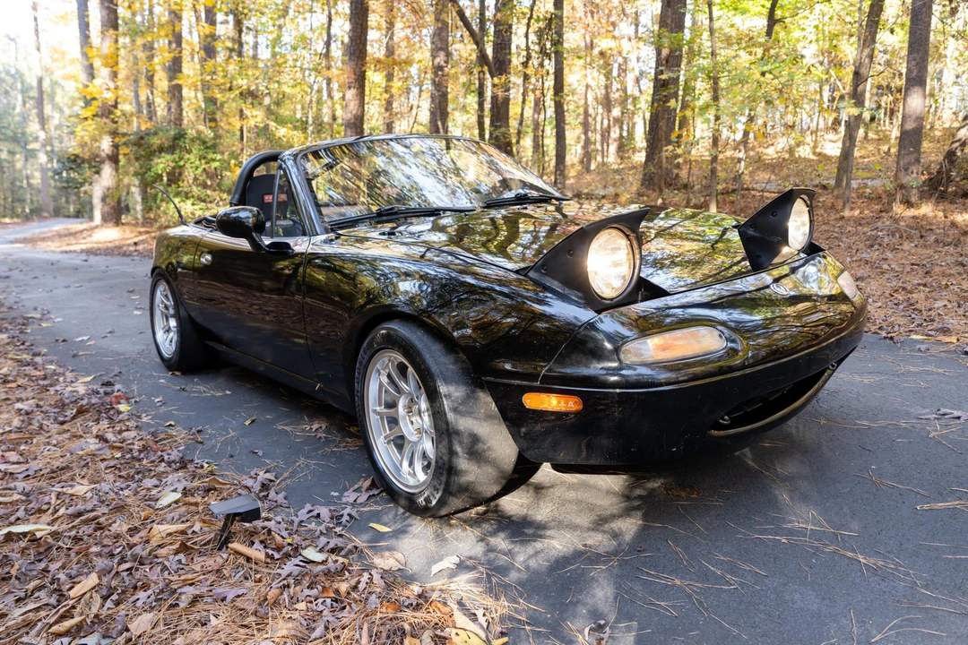1995 Mazda NA MX-5 Miata - Image 2 of 31