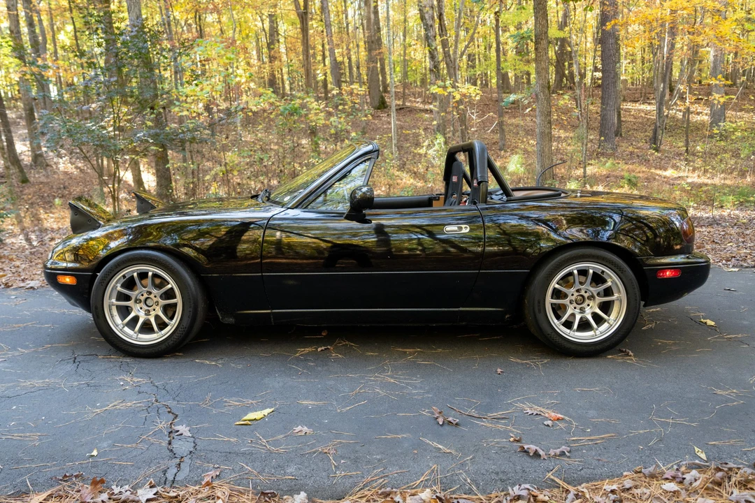 1995 Mazda NA MX-5 Miata - Image 8 of 31