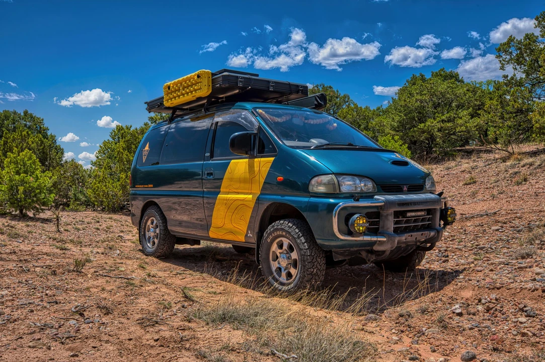 1995 Mitsubishi Delica 4th Gen - Image 11 of 31