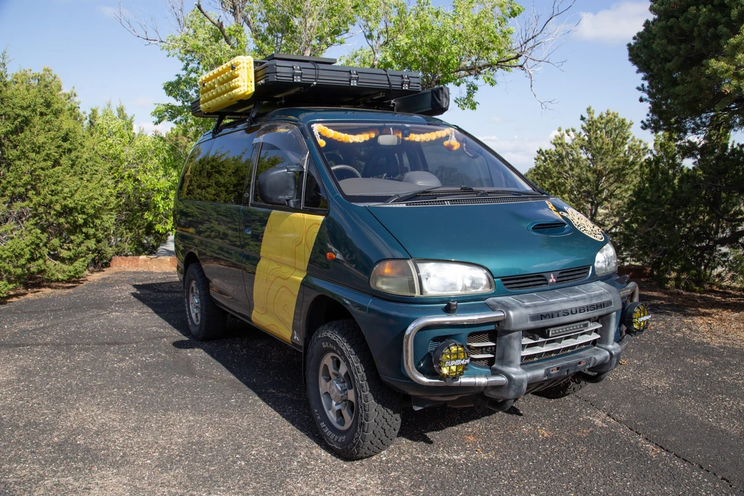 1995 Mitsubishi Delica 4th Gen - Image 10 of 31