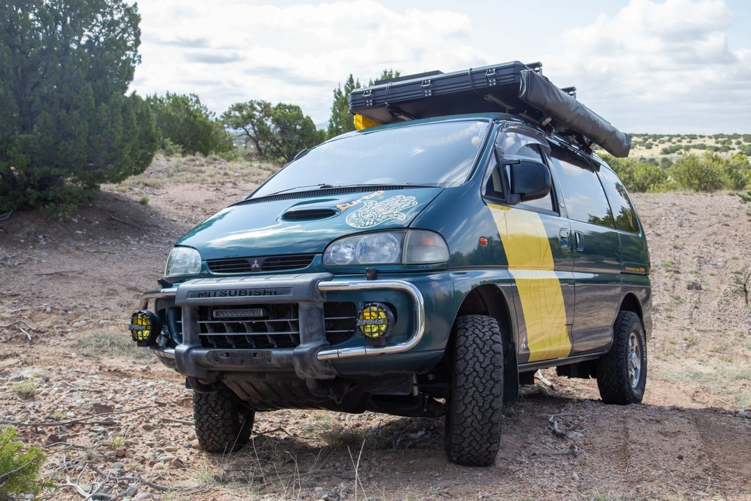 1995 Mitsubishi Delica 4th Gen - Image 21 of 31