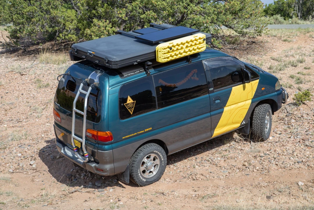 1995 Mitsubishi Delica 4th Gen - Image 24 of 31