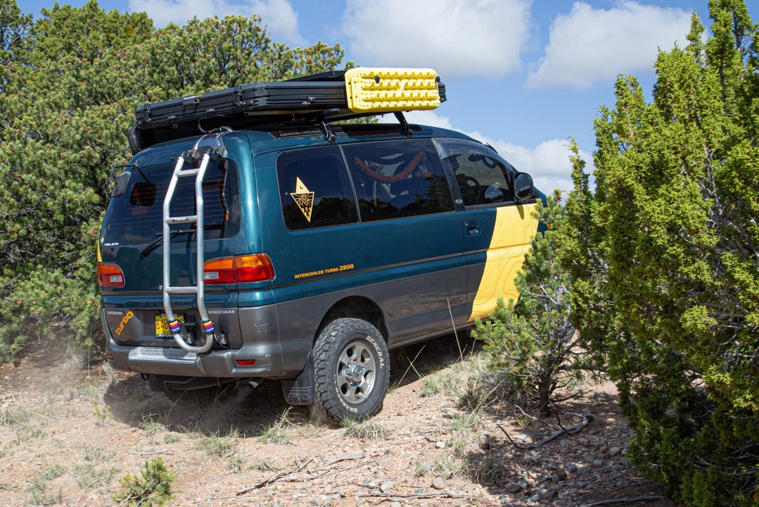 1995 Mitsubishi Delica 4th Gen - Image 26 of 31