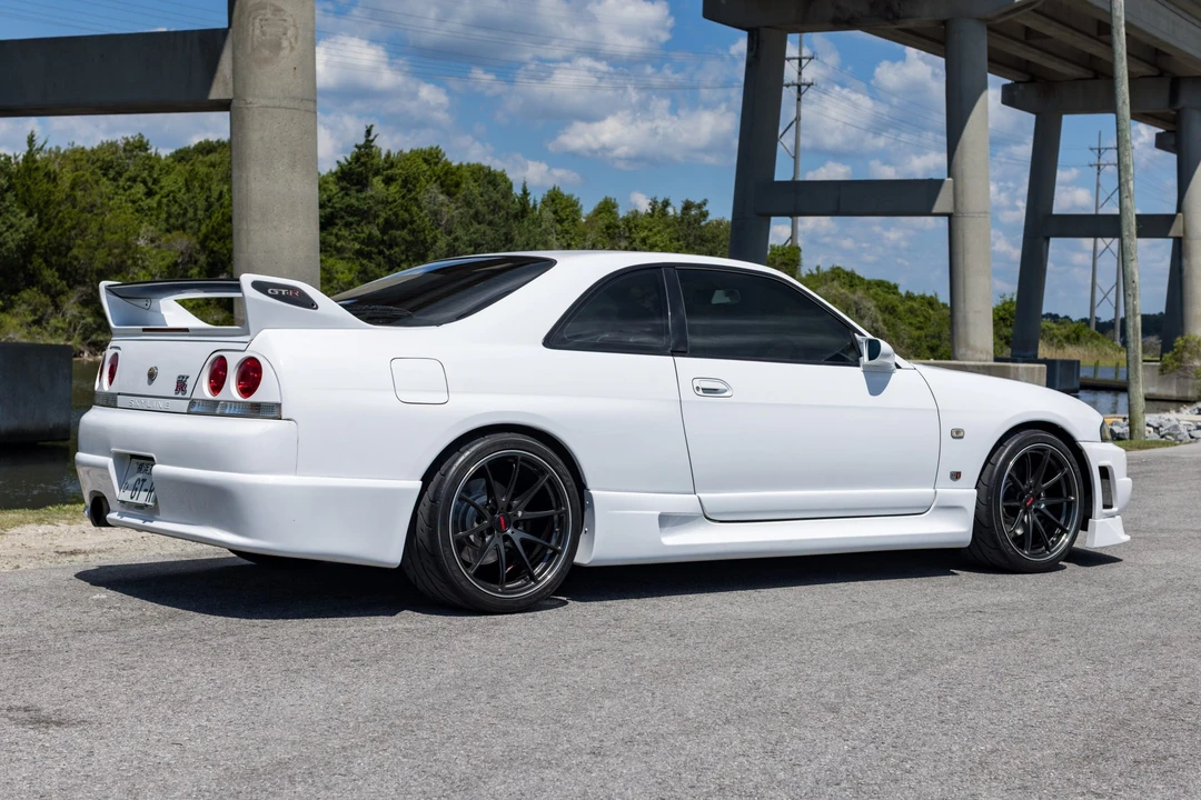 1995 Nissan R33 Skyline GT-R 9th Gen - Image 4 of 31