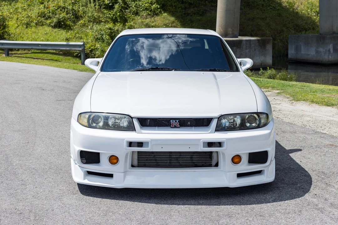 1995 Nissan R33 Skyline GT-R 9th Gen - Image 2 of 31