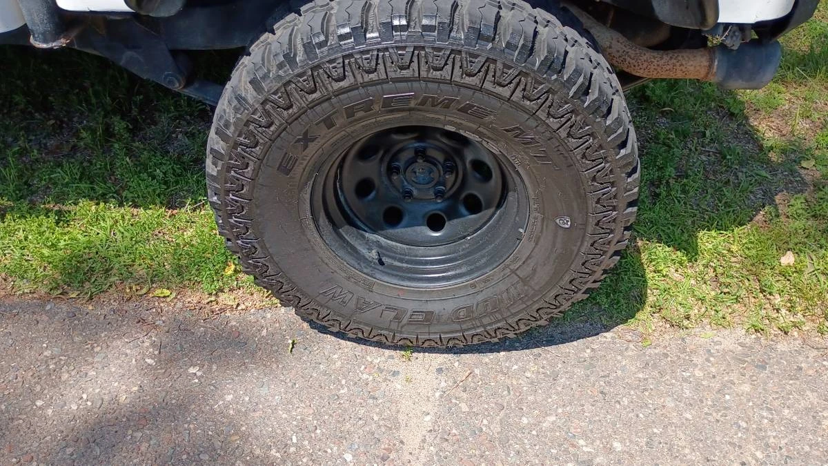 1995 Jeep YJ Wrangler - Image 6 of 22
