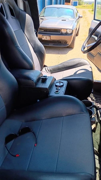 1995 Jeep YJ Wrangler - Image 15 of 22