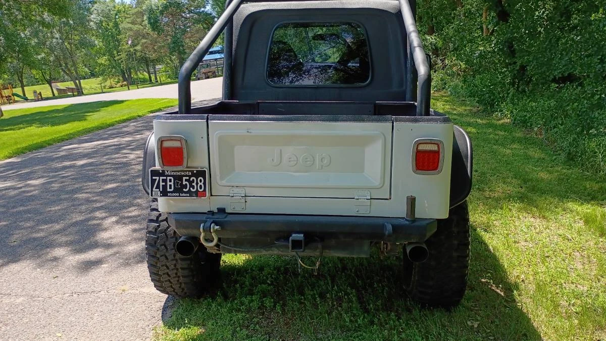 1995 Jeep YJ Wrangler - Image 5 of 22