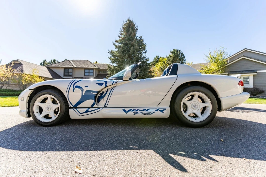 1996 Dodge Viper 2nd Gen - Image 11 of 31