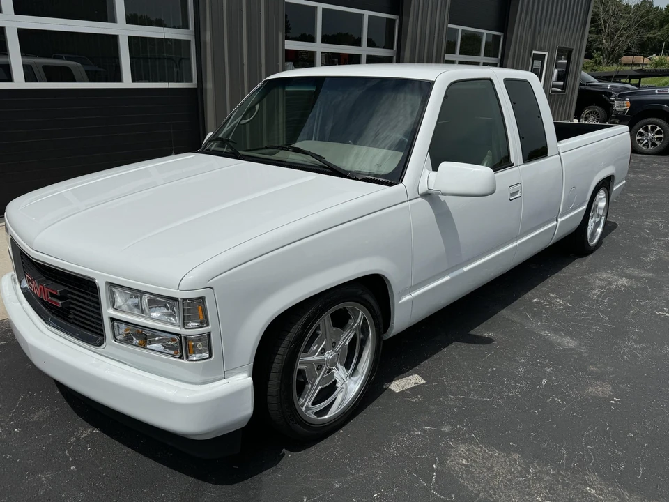 1996 GMC Sierra 1st Gen - Image 3 of 31