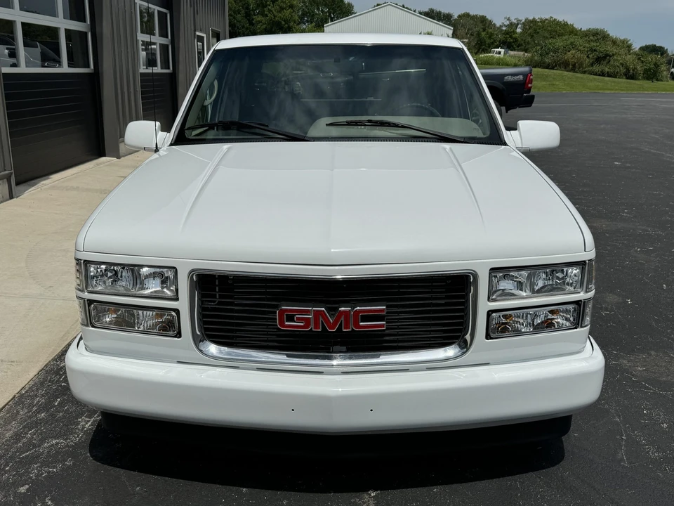 1996 GMC Sierra 1st Gen - Image 26 of 31