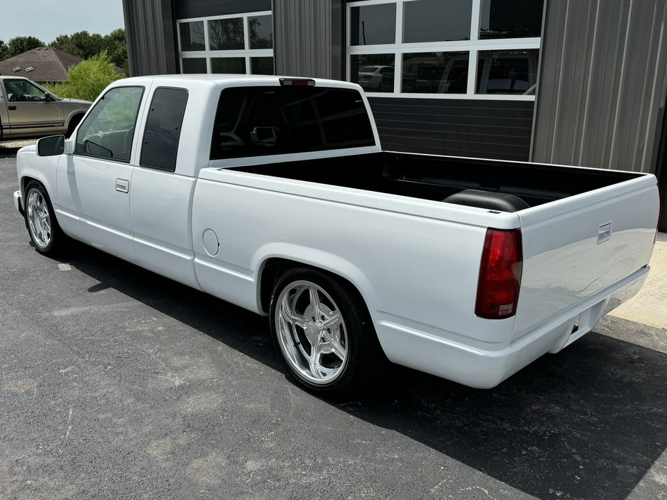 1996 GMC Sierra 1st Gen - Image 9 of 31