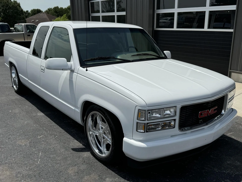 1996 GMC Sierra 1st Gen - Image 25 of 31