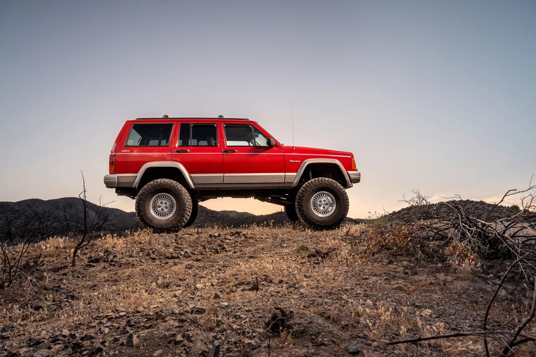 1996 Jeep XJ Cherokee - Image 6 of 31