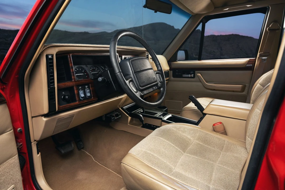 1996 Jeep XJ Cherokee - Image 15 of 31